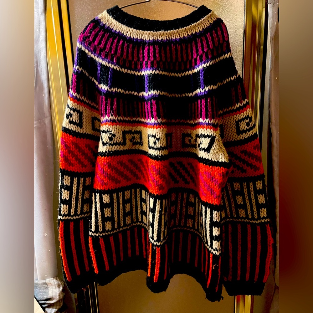 Very comfy and warm wool like sweater